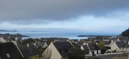 Erquy Apartment | Appartement ERQUY Bretagne vue mer exceptionnelle sur les hauts d'Erquy au calme ! 900 m du centre ville et au pied du GR34
