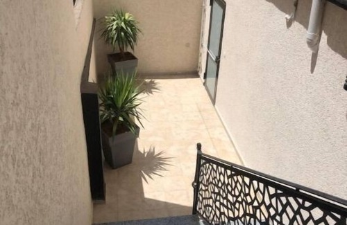 Algiers Apartment | Appartement F4 Bien Ensoleillé