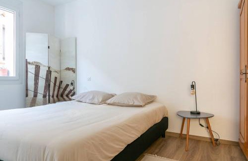 Vals-les-Bains Apartment | Appartement face aux thermes de vals WIFI-Parking gratuit