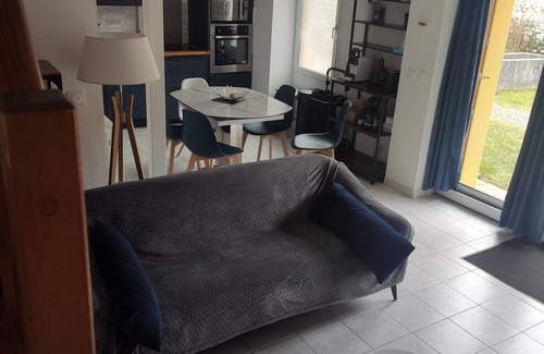 Bagneres-de-Bigorre Apartment | Appartement 4 en Triplex, Jardin, Cœur de Ville, au Calme, Jusqu'à 9 Couchages