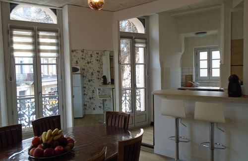 Bagneres-de-Luchon Apartment | Appartement Historique
