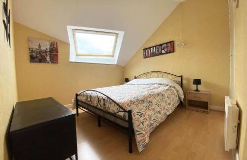 Cosne-Cours-sur-Loire Apartment | Appartement tout confort en centre-ville