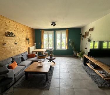 Pierrefitte-Nestalas Apartment | Appartement chaleureux proche des stations de skis