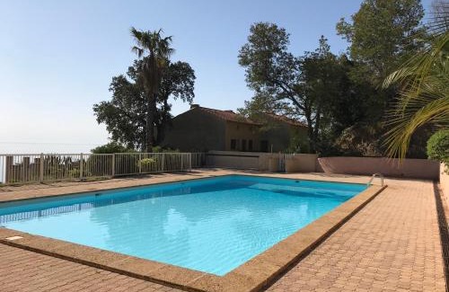 Rayol-Canadel-sur-Mer Apartment | Appartement - Résidence Le Paradou