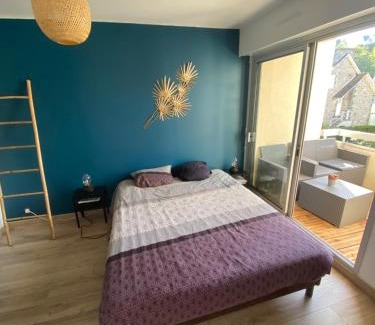 Saint-Cast-le-Guildo Apartment | Appartement St Cast centre ville 50 m de la plage