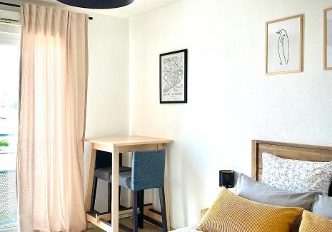 Saint-Priest-en-Jarez Apartment | Appartement en face Hopital Nord