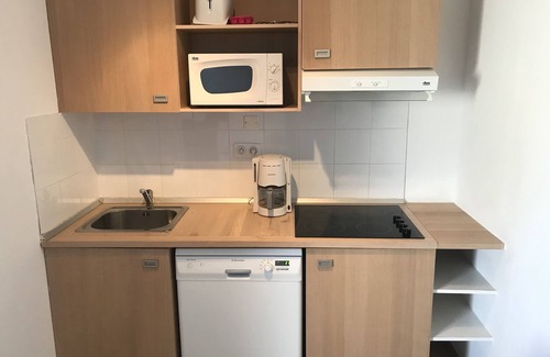 Santa-Maria-Poggio Apartment | Appartement Costa Verde, vue mer Avec Piscine et Plage à 400 m