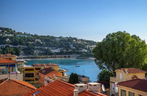 Villefranche-sur-Mer Apartment | Appartement d Exception, Spacieux et Lumineux, avec Balcon et Vue Mer