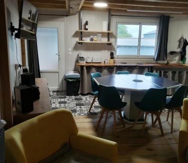 Boresse-et-Martron Apartment | Appartement gîte du Gardoir