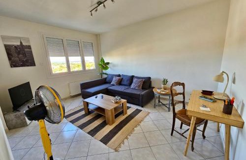 Corbas Apartment | Appartement Grange Blanche