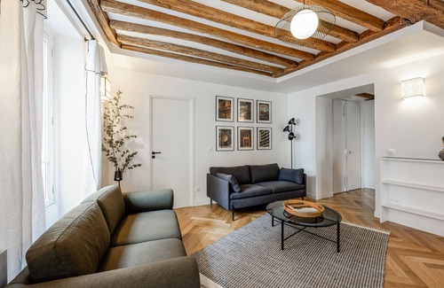 Val-de-Grace Apartment | Appartement Grenelle - Welkeys