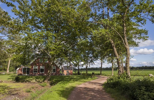 Terheijl Apartment | Appartement in Drenthe met Eigen Ingang, Keuken en Badkamer in Oude Boerderij