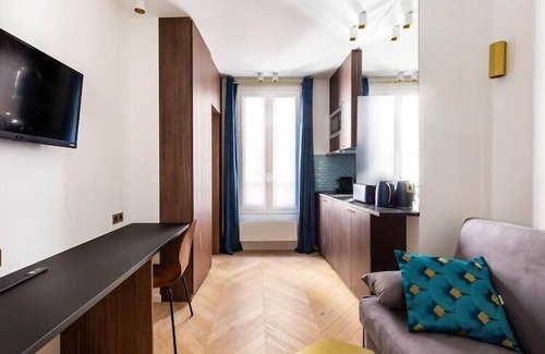 Charonne Apartment | Appartement in the heart of Paris ☆ Nation/Charonne ☆