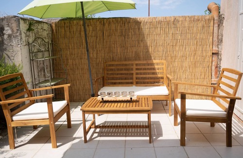 Montolivet Apartment | Appartement Indépendant Avec Climatisation, Jardin et Parking