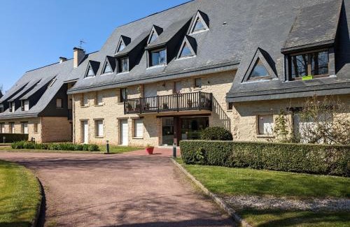 Equemauville Apartment | Appartement Le Louis Dort au calme