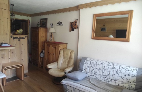 Les Menuires Apartment | Appartement Les Asters 40m2 Pied DES Pistes sud Ouest 4 Personnes