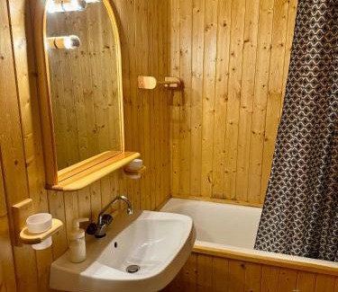 Les Carroz-d'Araches Apartment | Appartement Les Airelles