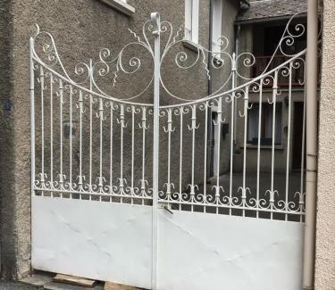 Luz-Saint-Sauveur Apartment | Appartement Les Iris