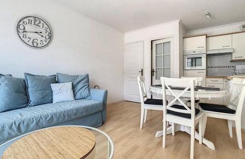 Stella-Plage Apartment | Appartement lumineux à 100m de la plage avec balcon, parking, idéal pour séjours courts et longs - FR-1-236-139