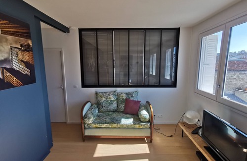 10th Arrondissement Apartment | Appartement Lumineux et Calme à 10mins Gare du Nord/gare de L'est