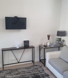 Levallois-Perret Apartment | Appartement luxueux dans maison bourgeoise parisienne