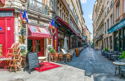 2nd Arrondissement Apartment | Appartement Mercier - Welkeys