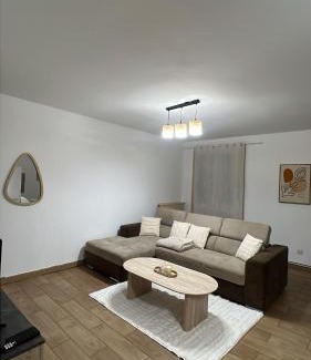 Romans-sur-Isere Apartment | Appartement moderne à 5min du centre ville et des quais