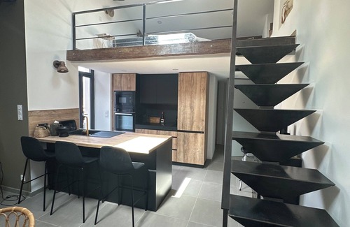 Propriano Apartment | Appartement Moderne Centre Ville Dans Immeuble Ancien 5 mn des Plages