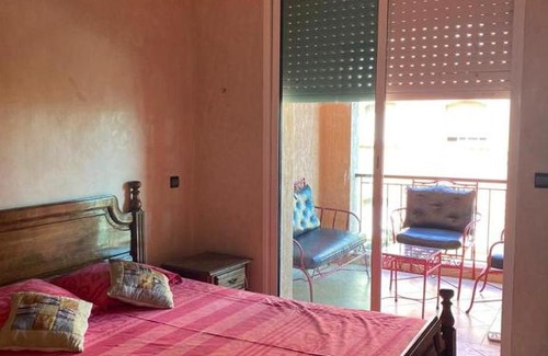 Pont Blondin Apartment | Appartement mohamedia Ricoflores vue sur piscine