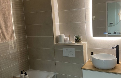 Saint-Cyr-l'Ecole Apartment | Appartement Neuf Proche Versailles