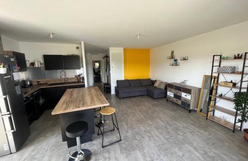 Les Sorinieres Apartment | Appartement Neuf 70m2 plein sud, Terrasse, Jardin, 2 places de parking, au Calme, sans vis-à-vis