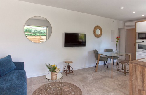 Calvi Apartment | Appartement neuf "Magnolia", terrasse pergola, jardin privatif - 2 4 pers