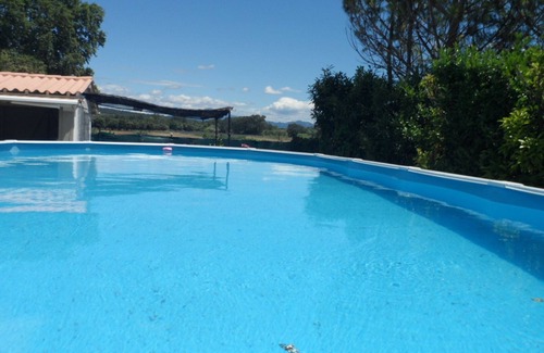 Piolenc Apartment | Appartement Piscine en Campagne un Havre de Paix Animaux de Compagnie Bienvenus