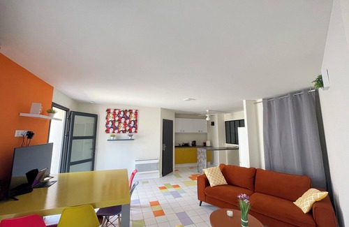 Bessan Apartment | Appartement Pop-art Proche des Plages du cap Dagde