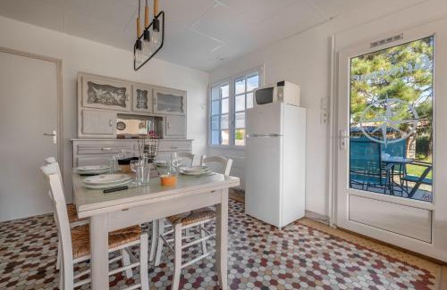 Prefailles Apartment | Appartement pour 4 avec grand jardin