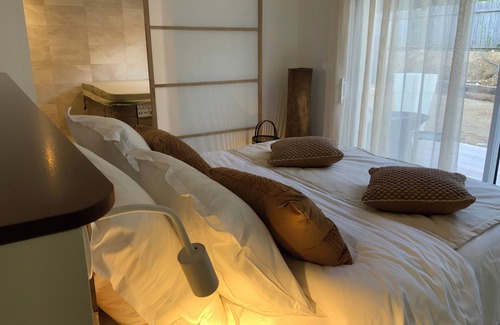 Montelimar House | Appartement Prive - Avec Jacuzzi Privatif