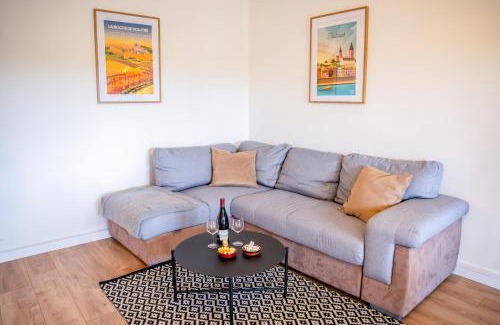 Tournus Apartment | Appartement Quai Saône - Balcon vue Saône