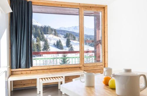 Arc-1800 Apartment | Appartement Rénové, Ski aux Pieds, Sud, 2 Balcons, 3 Pièces + Cabine, Village du Charvet, Arc 1800 - FR-1-346-317