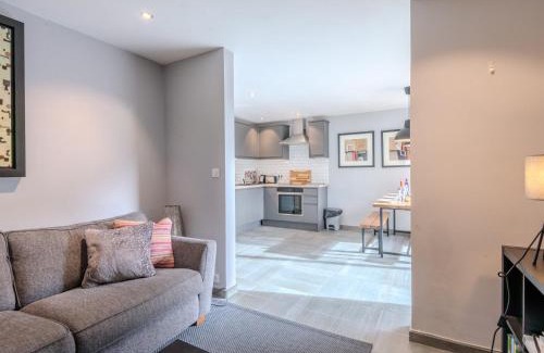 Morzine Apartment | Appartement rénové 3 pièces à Morzine avec WiFi et balcons - FR-1-754-68