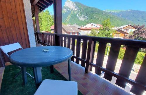 Samoens Apartment | Appartement rénové avec mezzanine et balcon au cœur de Samoëns, idéal pour famille nombreuse - FR-1-624-69