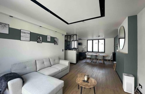 Quartier Vieux Marche-Cathedrale Apartment | Appartement rénové Hyper Centre