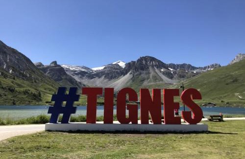 Tignes le Lac Apartment | Appartement rénové, lumineux avec terrasse, à deux pas des pistes à Tignes le Lac - FR-1-641-11