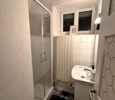 Dol-de-Bretagne Apartment | Appartement rénové entre Saint-Malo et le Mont-Saint-Michel