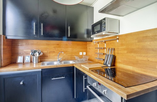 Notre-Dame Apartment | Appartement Richaud - Welkeys