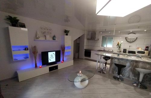 Espondeilhan Apartment | Appartement romantique l'EVASION