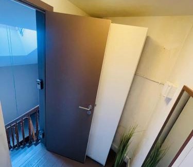 Guillemins Apartment | Appartement rustique à Liège