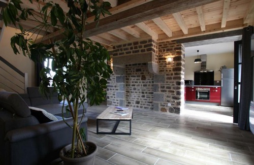 Saint-Pair-sur-Mer Apartment | Appartement Saint-Pair-sur-Mer, 4 pièces, 6 personnes - FR-1-362-451