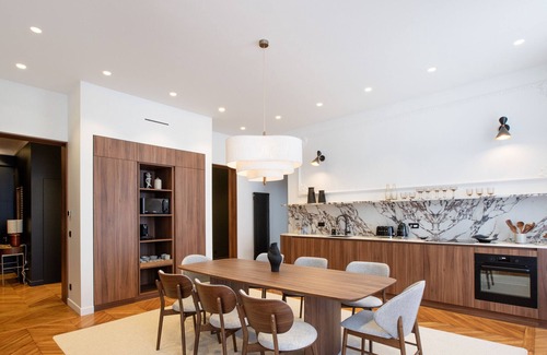 8th Arrondissement Apartment | Appartement Saint Honoré Champs Elysées