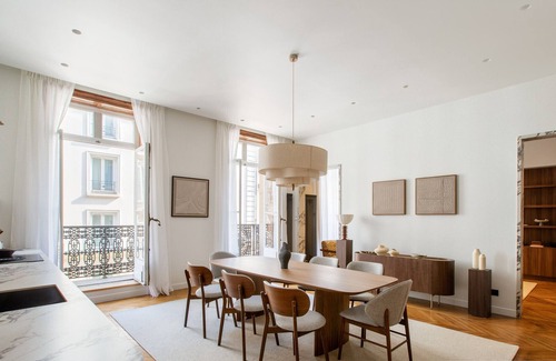 8th Arrondissement Apartment | Appartement Saint Honoré Champs Elysées
