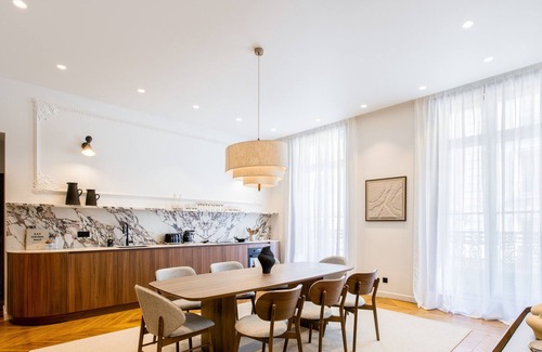 8th Arrondissement Apartment | Appartement Saint Honoré Champs Elysées